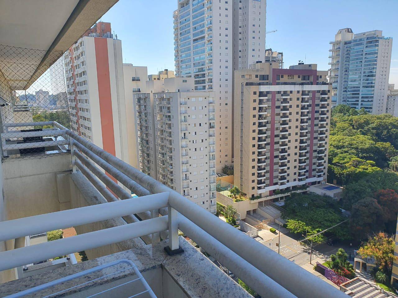 #25 - Apartamento para Venda em Barueri - SP